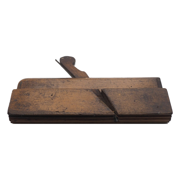 Early Scottish Scotia & Fillet Moulder by Wallace