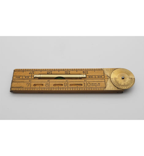 Good Boxwood & Brass Combination Rule & Level