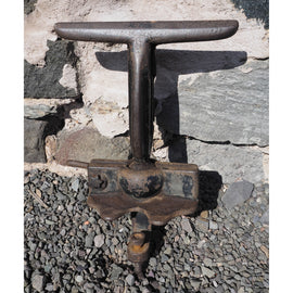 Henry Disston & Sons Cast Iron Saw Sharpening Vice