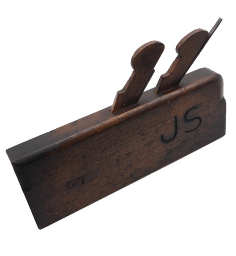 Early Mathieson Complex Double Iron Moulder