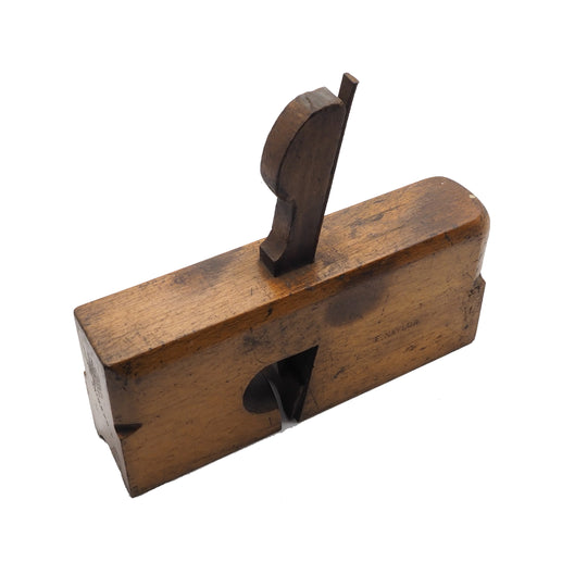 Exceptionally Rare 7 1/2" Long Nosing Scraper