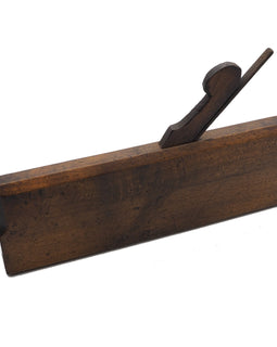Nice 18th Century Cabinet Moulder