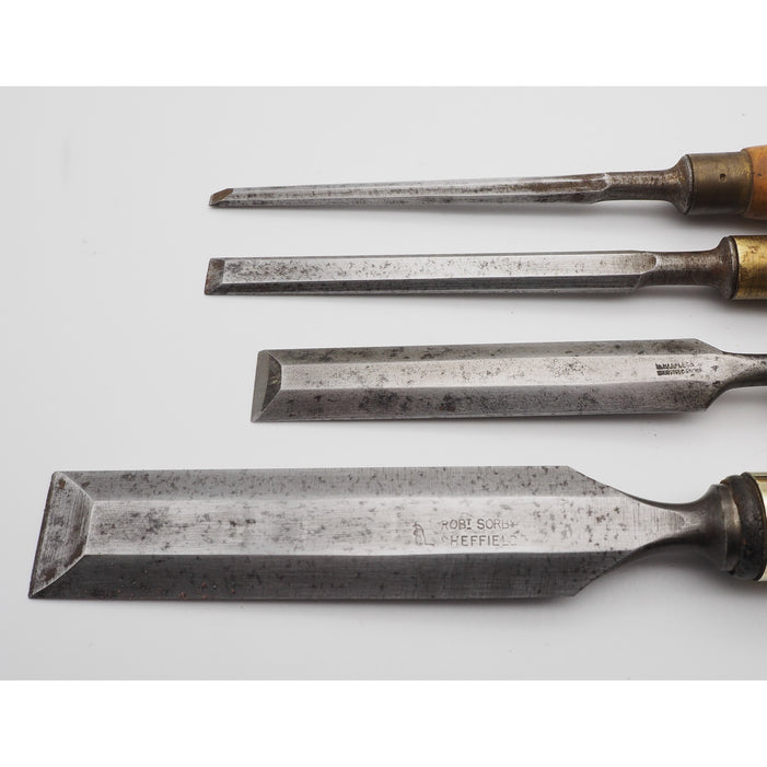4 Good Boxwood Handled Bevel-edged Chisels