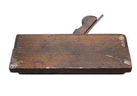 2 3/8" Wide Mathieson 1" Ogee Moulder