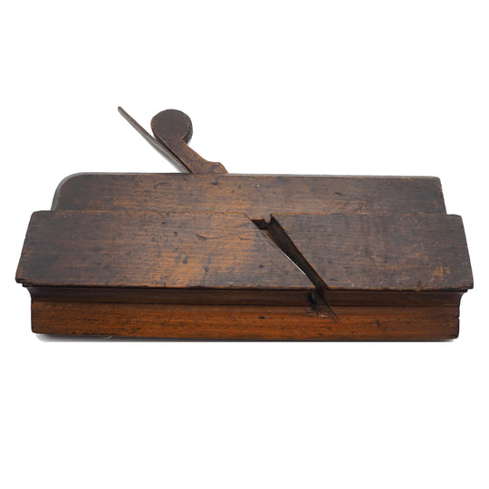 Rare Early 18th Century Moulder by Iohn Rogers