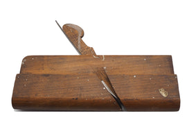 Good  Side Quarter Round Moulder by Varvill
