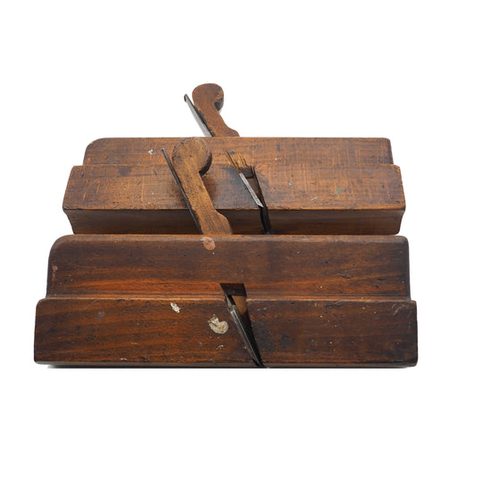 Rare Pair of 18th Cnetury Hollow & Rounds by W. Kidston Zb.