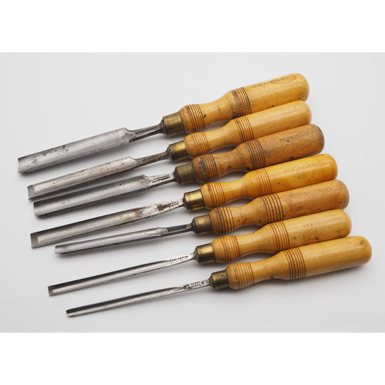 7 Carving & Cabinetmakers Gouges by Addis & Sorby