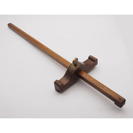 High Quality 25" Long Beech Panel Gauge