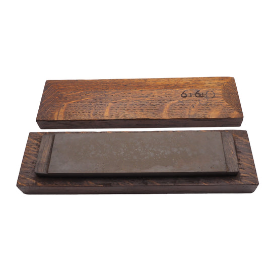 Good Oak Boxed India Medium Sharpening Stone