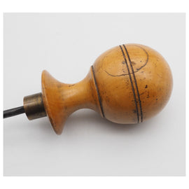 Gorgeous Upholsterers Handled Stitching Needle