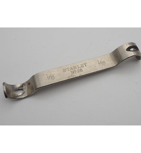Good Clean Stanley USA No. 28 Cornering Tool