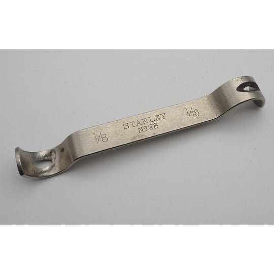 Good Clean Stanley USA No. 28 Cornering Tool