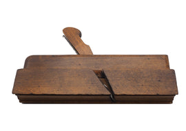 Good 18th Century Quarter Round Moulder