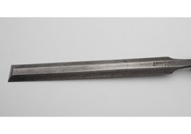 Good 3/4" Bevel-edged Paring Chisel by Nurse