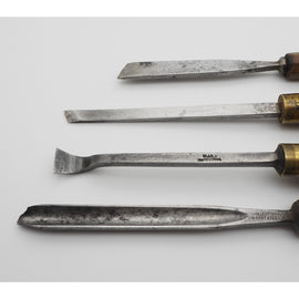 4 Good Antique Carving Chisels. Nice shapes