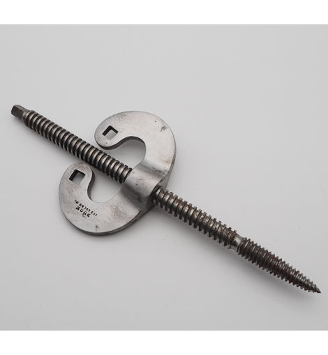 Good Carvers Screw by Buck of London