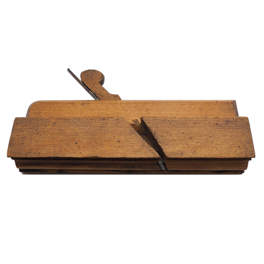 Fine 18th Century Stewart Ogee Moulder