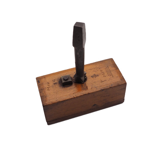 5/8" Screwbox and Tap by Flather & Sons