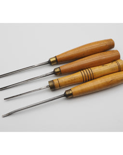 4 Good Boxwood Handled Carving Chisels