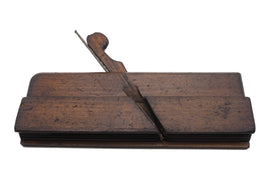 18th Century Cove & Scotia Moulder With Rosewood Boxing