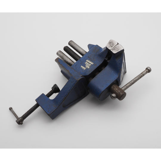 Good Clean Record Sheffield Bench Mounted Vice