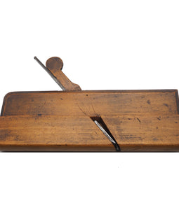 Fine Early 18th Century Round Moulder