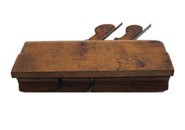 Good Scottish Double Iron Moulder by Currie