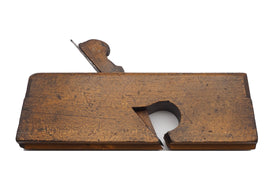 Scottish Boxed 'V' Moulder by Mackay, Burley & Heys