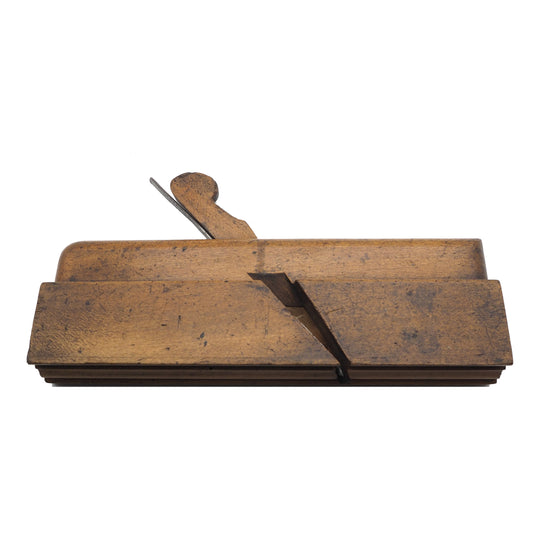 Good Early 1/2" Ogee Moulder by Nelson of London