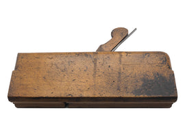 Good Early 1/2" Ogee Moulder by Nelson of London