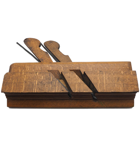 Good Double Iron Cove & Scotia Moulder by Mathieson