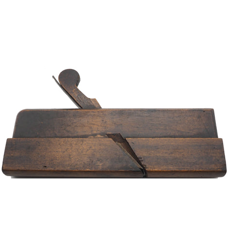 SUPERB 18th Century Round Moulder