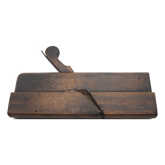 SUPERB 18th Century Round Moulder