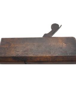 SUPERB 18th Century Round Moulder