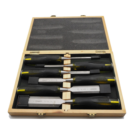 Superb Boxed Set of 6 Stanley England Chisels