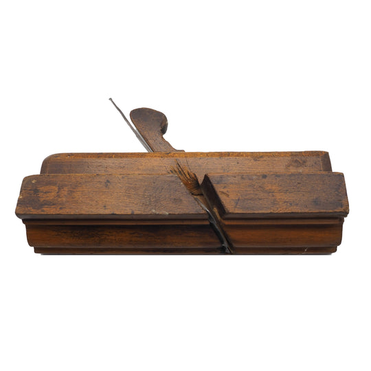 Good Mathieson Boxed Ogee & Bead Moulder