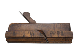 RARE Early Tiger Maple Ogee Moulder