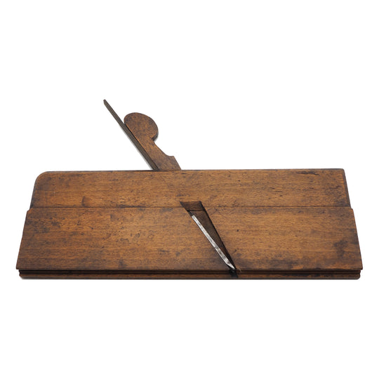 SUPERB & RARE 18th Century Tiny Astragal Moulder