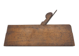 SUPERB & RARE 18th Century Tiny Astragal Moulder