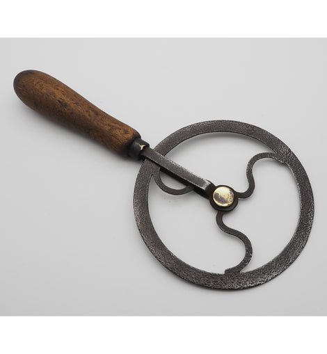 Small 18th Century Wheelwrights Traveller