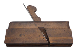 Rare 7" Long Boxed Bead Moulder by Arthur Edinburgh
