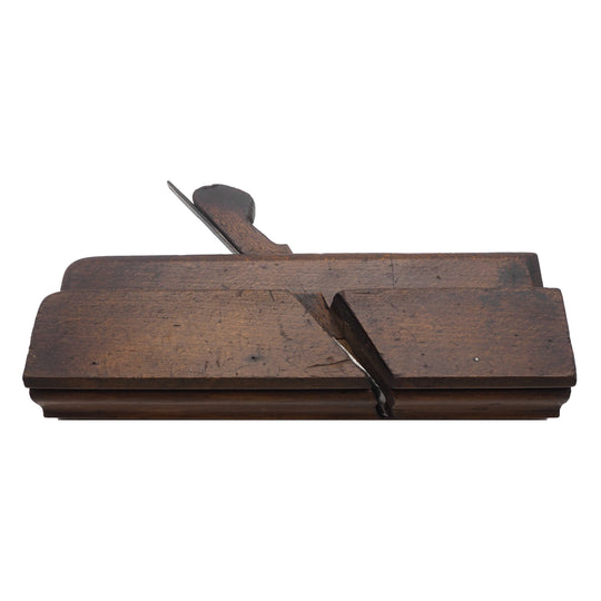 Unusual Ogee Shape Moulder by Lumsden Dundee