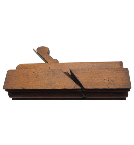 Fine Mid 18th Century Large Ogee by I. Sym