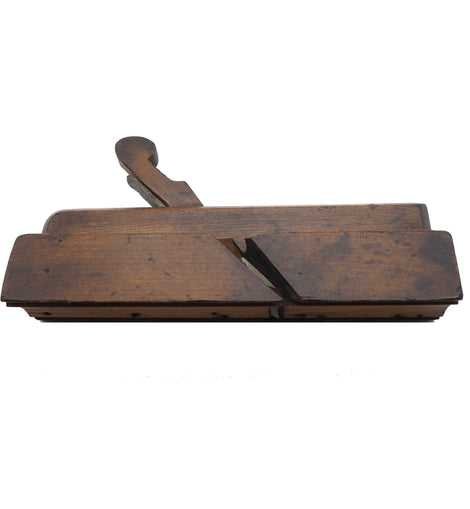 Large 18th Century Ovoloe Moulder by I. Sym