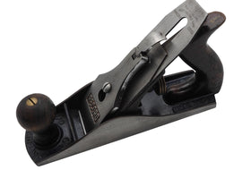 Good Clean Fairly Early Record No. 04 Sm oothing Plane