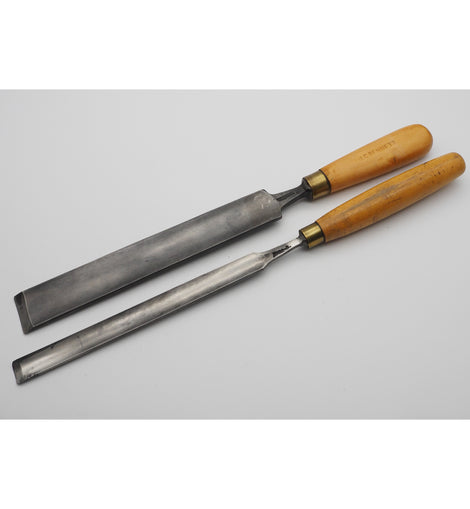 2 Good Boxwood Handled Paring Gouges