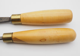 2 Good Mathieson Boxwood Handled Paring Gouges