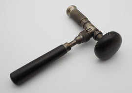 Early American Ratchet Corner Brace