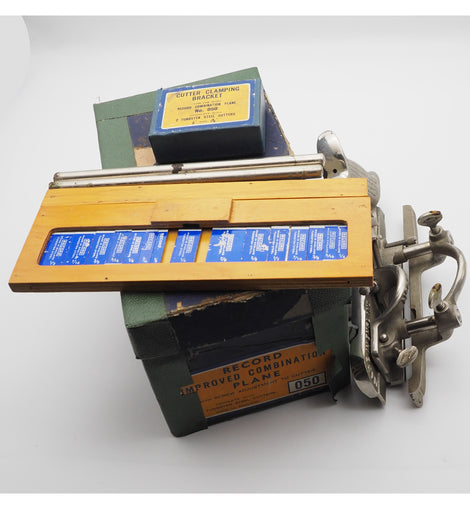 Fine Clean Record Sheffield No. 050 Combination Plane